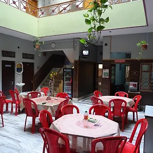 Guest house Teerth